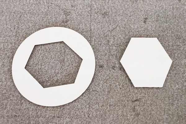 得馬F11-1625高速裁切機(jī)加工i樣品